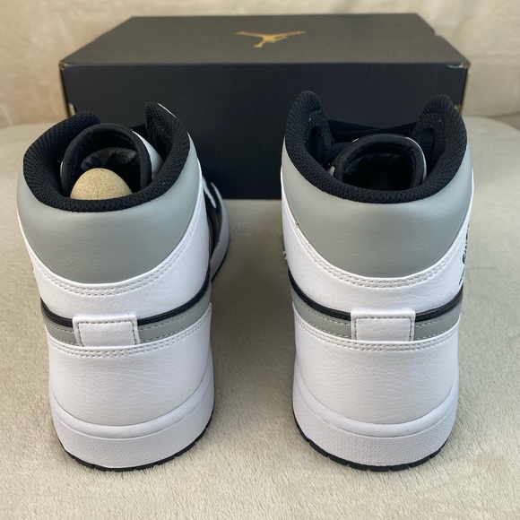 Nike Air Jordan 1 Retro Mid "White Shadow" - Picture 6 of 12